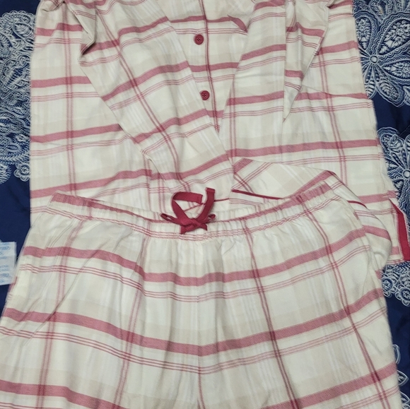 Pajamagram "world's softest flannel" pajamas set - Picture 8 of 9